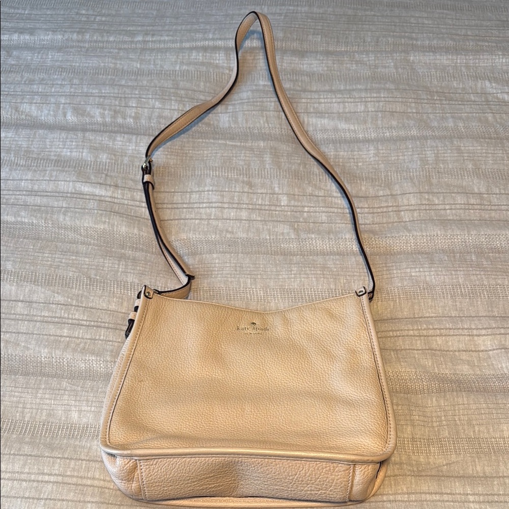 Cream/Taupe Kate Spade Shoulder Bag